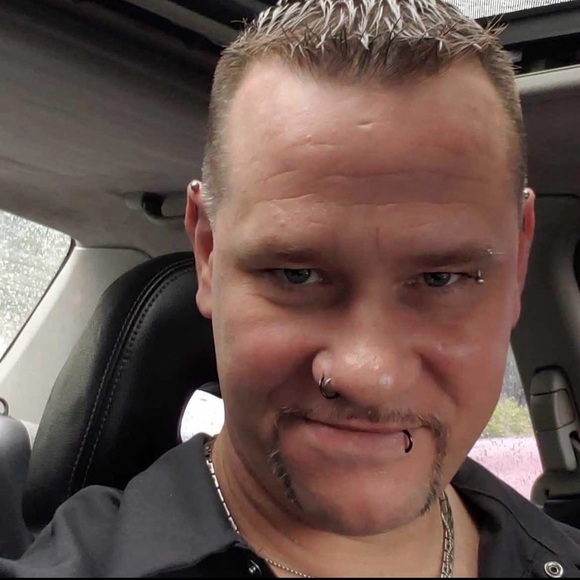 Meet your Posher, Jason - Picture 1 of 1